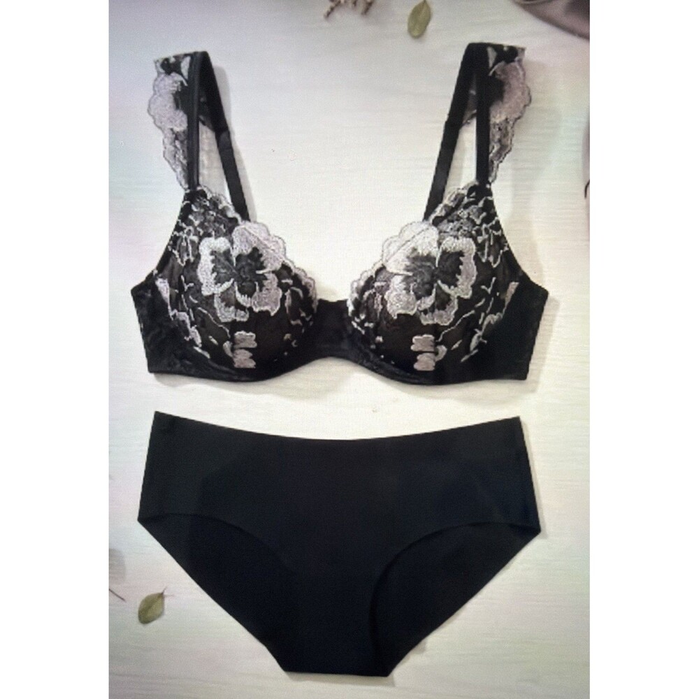 Auden Women's Size XS (0-2) 6 pack Laser Cut Bikini Underwear Black